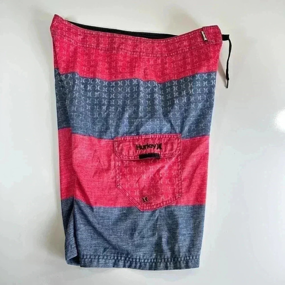 Hurley Red Blue Striped Men's Board Shorts Size 32 Swim Trunks Pocket Unlined - Picture 6 of 10